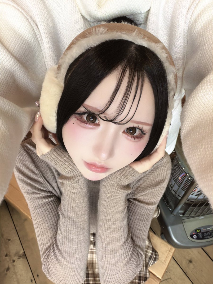 顔面 tweet media