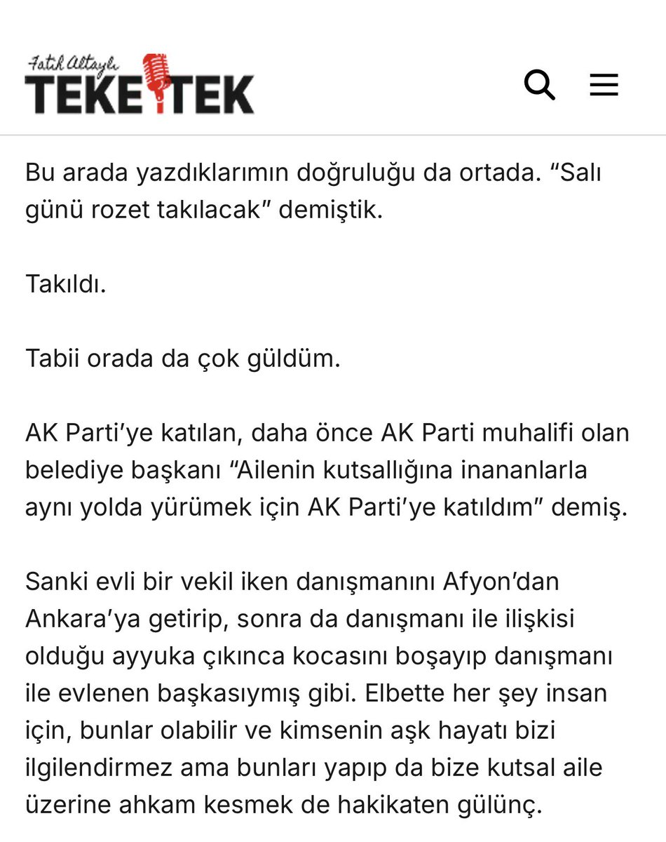 sokakkedisitv's tweet photo. 🔴 “Evliyken danışmanıyla aşk yaşadı"

Fatih Altay'lıdan çarpıcı Burcu Köksal iddiası:

"AK Parti’ye katılan, daha önce AK Parti muhalifi olan belediye başkanı ‘Ailenin kutsallığına inananlarla aynı yolda yürümek için AK Parti’ye katıldım’ demiş.  

• Sanki evli bir vekil iken danışmanını Afyon’dan Ankara’ya getirip, sonra da danışmanı ile ilişkisi olduğu ayyuka çıkınca kocasını boşayıp danışmanı ile evlenen başkasıymış gibi.  

• Elbette her şey insan için, bunlar olabilir ve kimsenin aşk hayatı bizi ilgilendirmez ama bunları yapıp da bize kutsal aile üzerine ahkam kesmek de hakikaten gülünç"