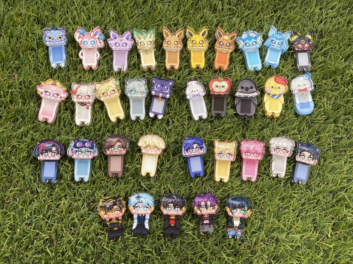 namt00rii's tweet photo. [PREVIEW] 📸

Acrylic Hippers

Pandavva∙Plave∙Alnst∙Genshin
LADS∙Eeveelutions

Yang ga pake outline transparant lebih cantik bgt ternyata😭❣️

#cf22 #comifuro22 #cf22catalogue https://t.co/Vt20AKERl0