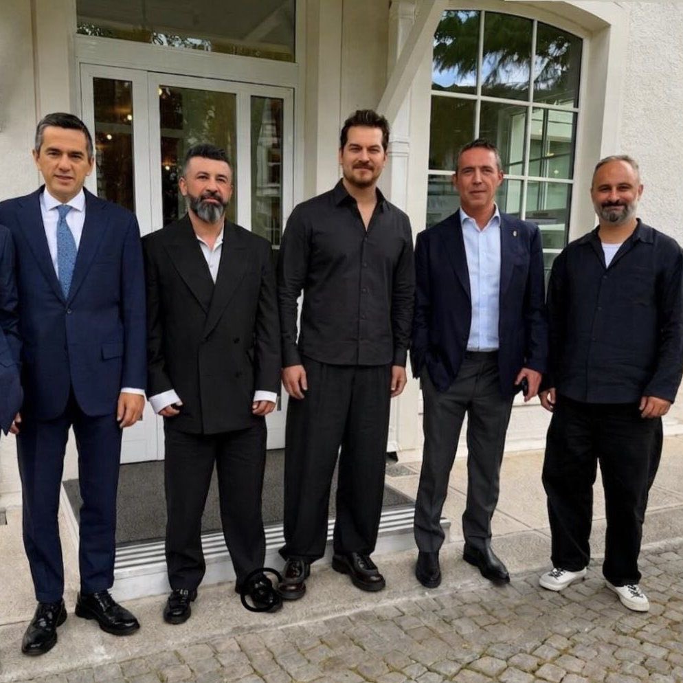 SİYAH SANCAK tweet media