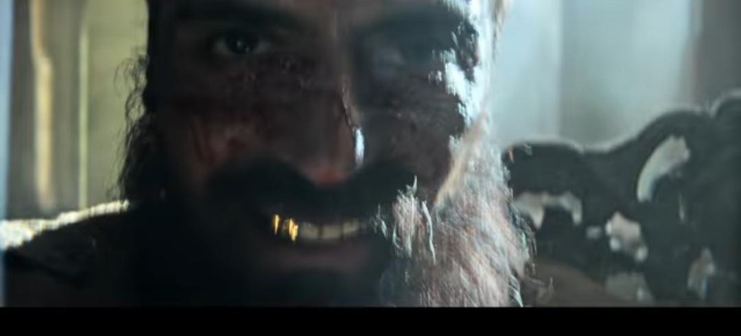 MNParmar13's tweet photo. Sequences still missing in Dhurandhar: The Revenge (RAW &amp; UNDEKHA version) on Netflix International
🥲🥲💔
It's uncensored with some elaborated gory scenes earlier trimmed by CBFC🔥🔥💥
#Dhurandhar2‌TheRevenge 
#Dhurandhar
#Dhurandhar2‌
#AdityaDhar
#DhurandharTheRevengeOTT https://t.co/CgMY18otup