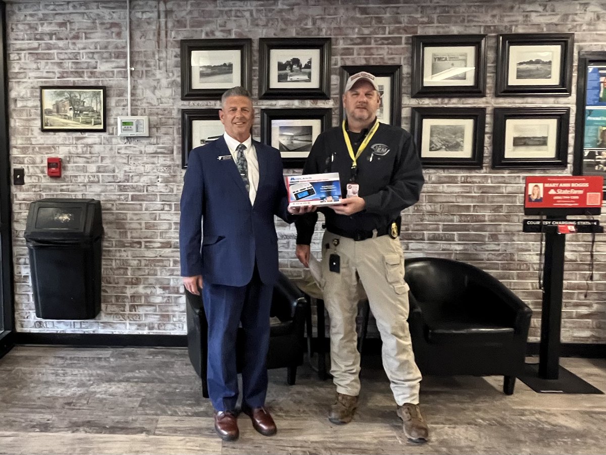 YmcaArea's tweet photo. A huge thank you to Tim England, Director of Ashland-Boyd County-Catlettsburg Emergency Management, for supplying the Ashland Area YMCA with a weather alert radio! Your support helps us better ensure the safety and well-being of our members, staff, and community. https://t.co/q6aWmBoQ15
