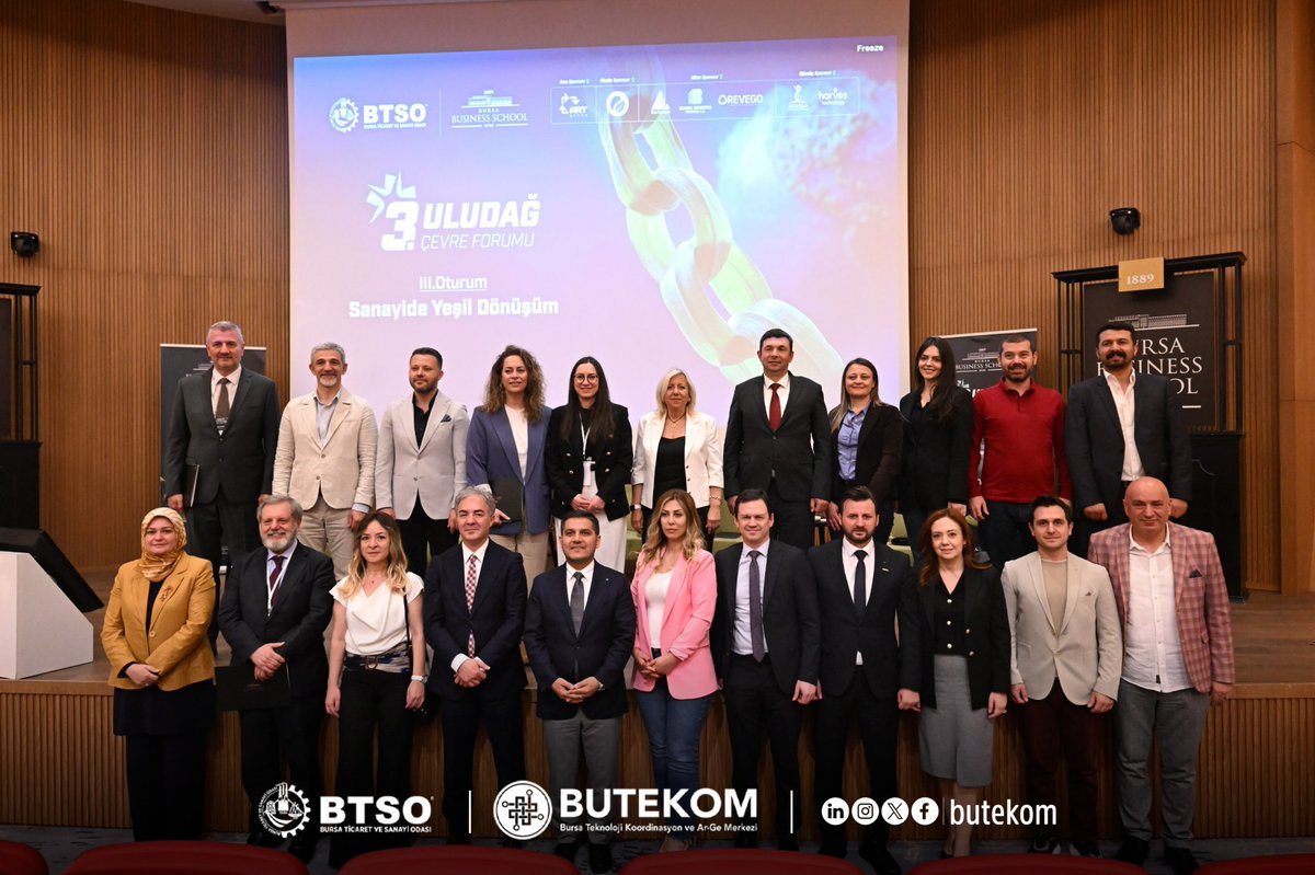 BUTEKOM's tweet photo. ♻️ Genel Müdürümüz Murat Kurtlar, 3. Uludağ Çevre Forumu kapsamında gerçekleştirilen “Sanayide Yeşil Dönüşüm” başlıklı kapanış oturumunda konuşmacı olarak yer aldı. https://t.co/knyIGmig9b