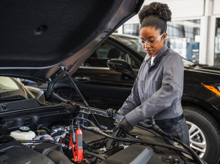 WilsonCoMtrs's tweet photo. Save on service and genuine OEM parts! ☀️🚘

Take advantage of service and parts specials to keep your vehicle running smoothly while saving money. Perfect timing before your next road trip.

View current specials here 🛠️: https://t.co/AygLUaChxO https://t.co/XRz2Zk4MNn