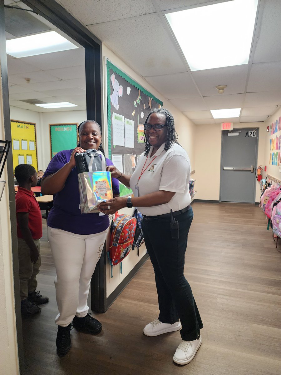 AALCharterSchools tweet media