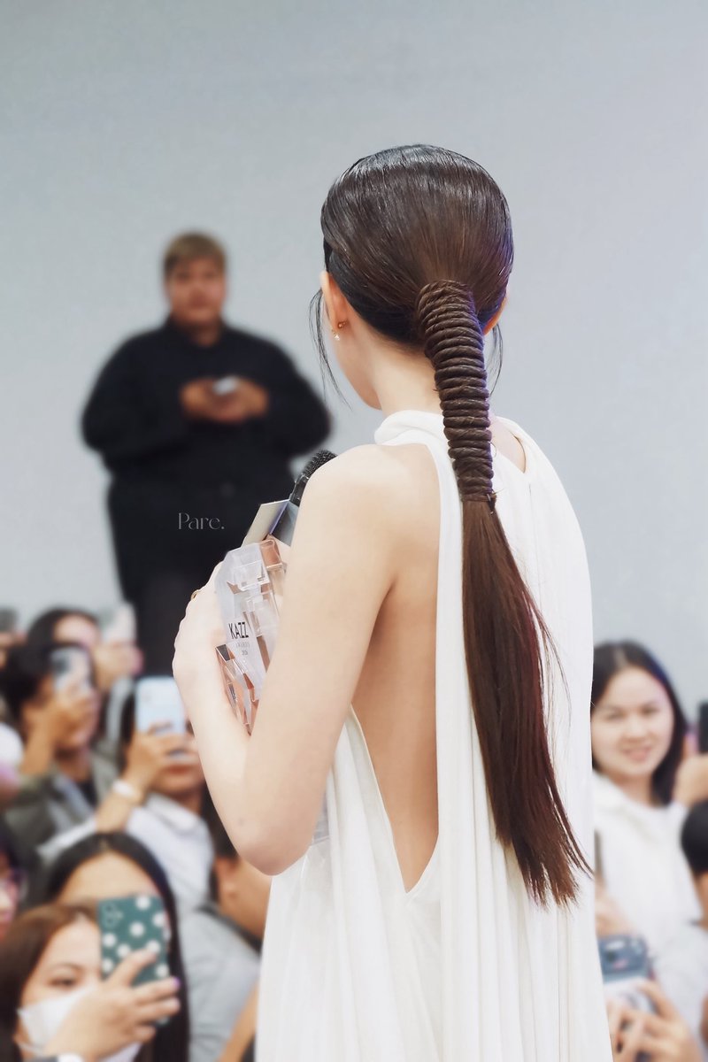 ppearnss's tweet photo. ชอบทรงผมวันนี้มากกกก

ENJOY THIDARAT RISING FEMALE
#ENJOYRisingFemaleOfTheYear https://t.co/e0swirKzU4