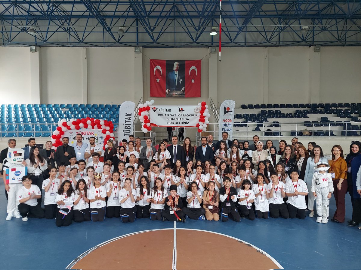 Orhangaziorta's tweet photo. Okulumuzda düzenlenen TÜBİTAK 4006 Bilim Fuarımızı büyük bir heyecanla gerçekleştirdik.Katılımlarıyla bizleri onurlandıran Sayın İlçe Millî Eğitim Müdürümüze,Şube Müdürümüze ve tüm misafirlerimize teşekkür ederiz.
@esenyurtmem @TayfunOzyolcu @morgulsinem https://t.co/OJ0O9hlREV