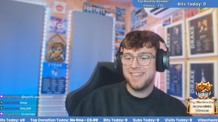tomcornishh's tweet photo. THURSDAY TWITCH STREAM🔴

FORTNITE, IRL FOOTBALL CHALLENGE, CHAT GAMES, FALL GUYS? YOU PICK!👇

https://t.co/9jmCbD7GYy https://t.co/HybW6w0LgW