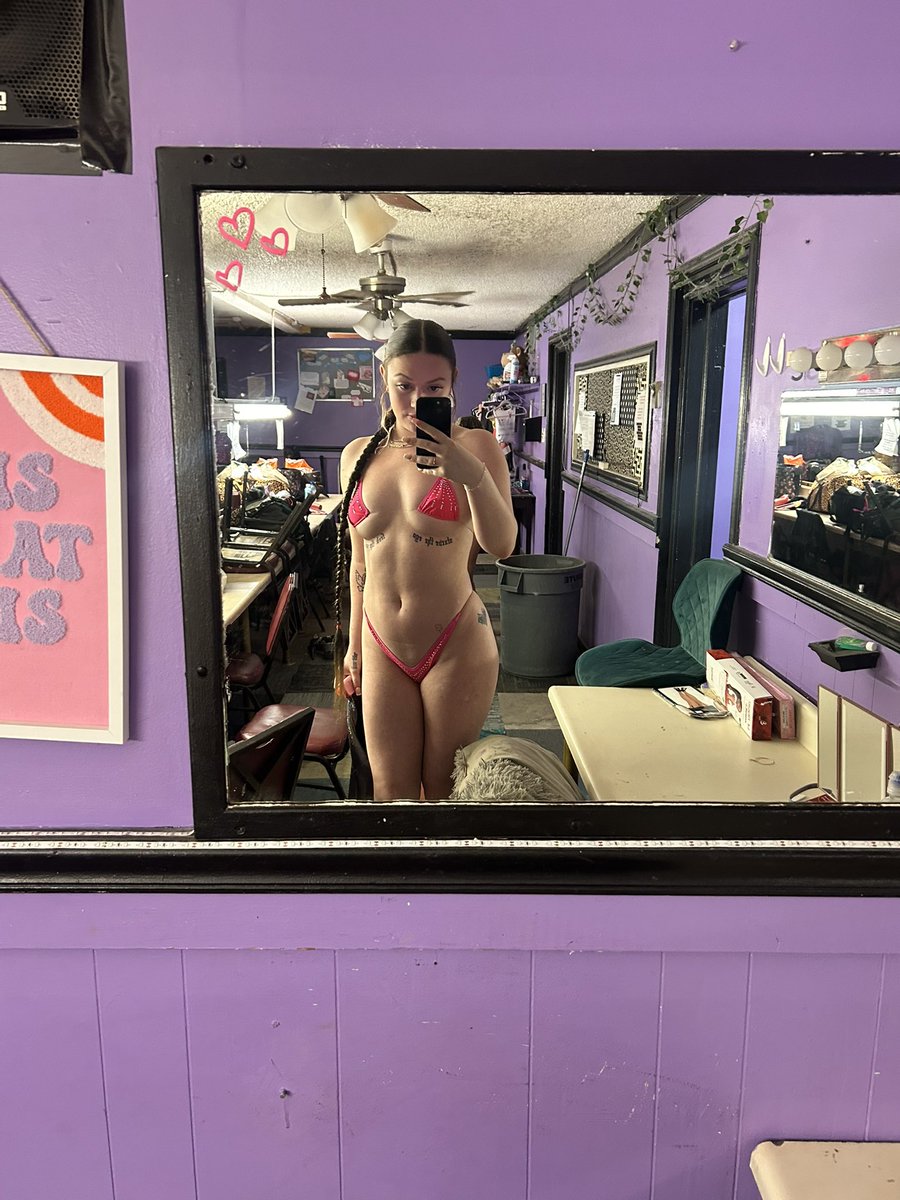Angelthedollxo's tweet photo. Private dance ? 👀
Watttaaa https://t.co/CoH1onEGmi