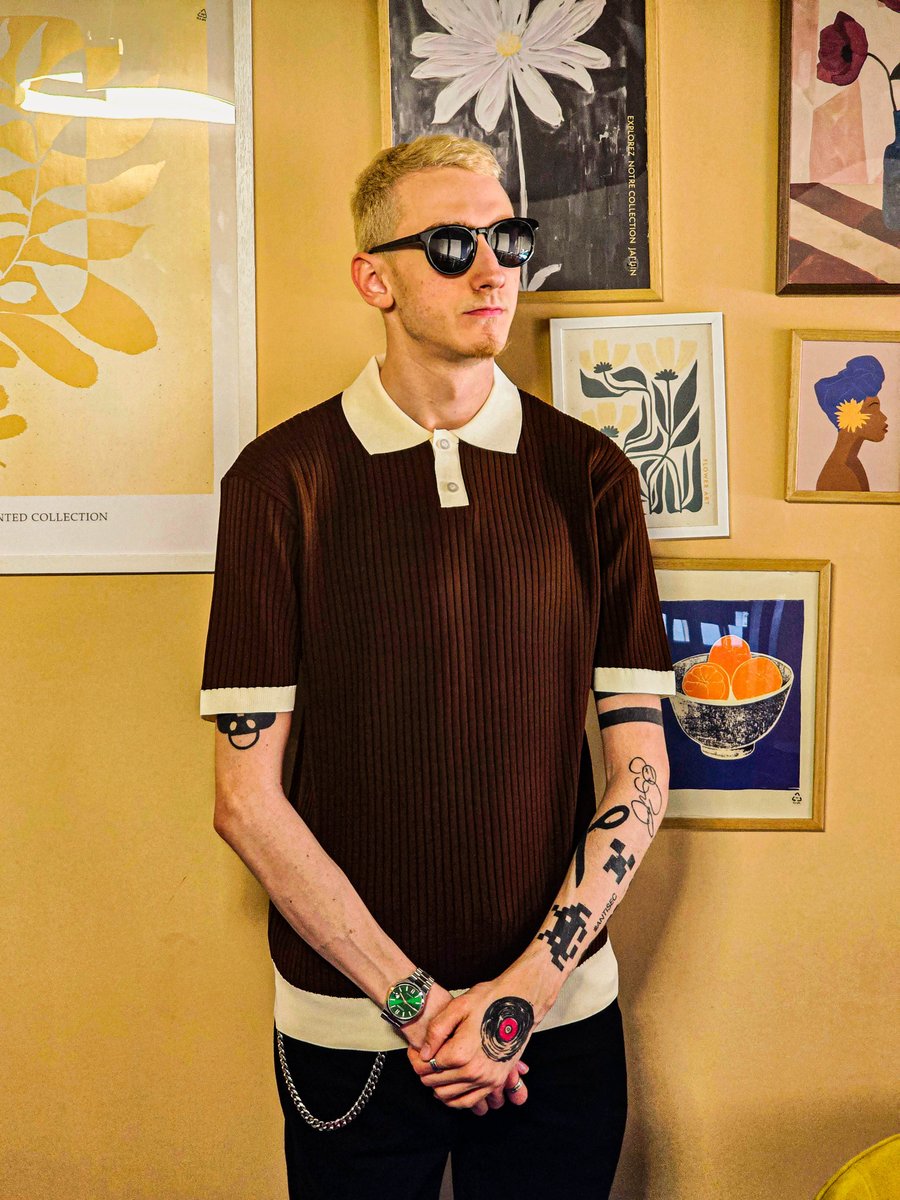 TwoZeroNik's tweet photo. Lookin' good as always 💪 https://t.co/hYd63ejLL6