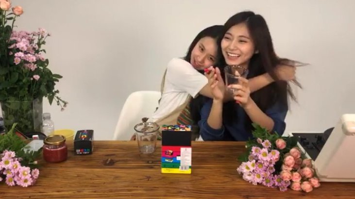 twice anniversaries tweet media