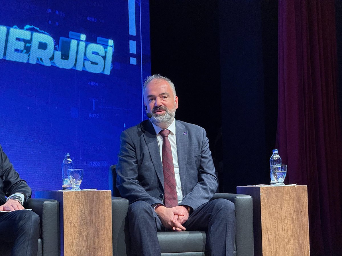 Özgür Güleryüz tweet media