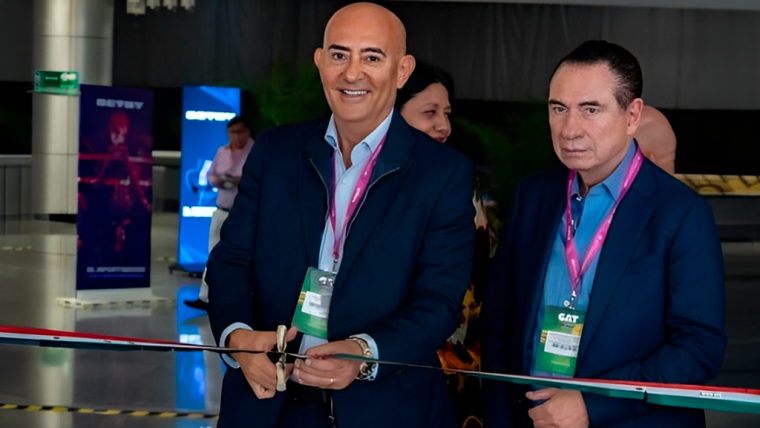 soloazarok's tweet photo. GAT EXPO CDMX 2026: A feira que redefine o mercado de jogos
https://t.co/jvyiceFkOt
#ExpoGaming #CDMX
#GATExpo #BusinessEvent
#SoloAzar #News https://t.co/6QZTZieLZm