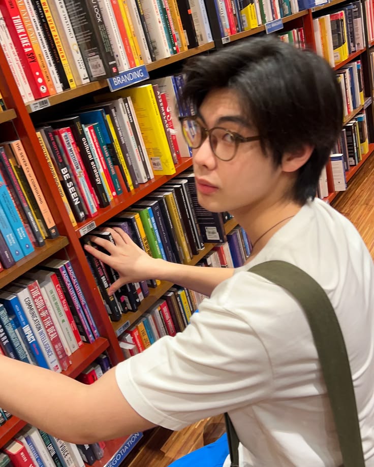 rei !★ tweet media