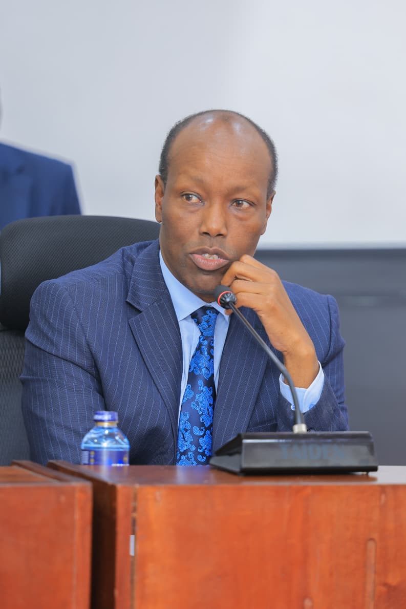 Hon Lee Kinyanjui tweet media