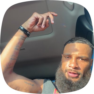 Emoney🖤 tweet media