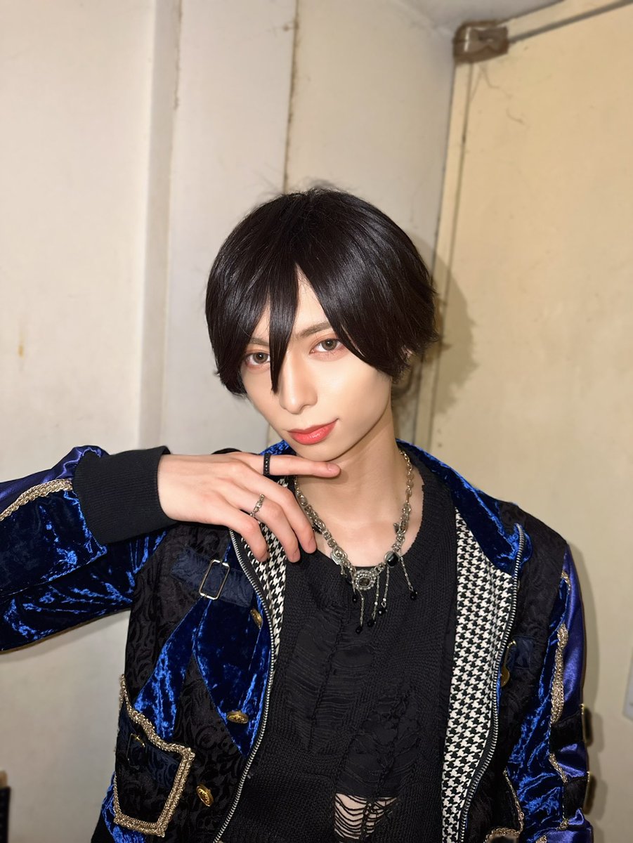 紫月りつ 【.Roach】 tweet media