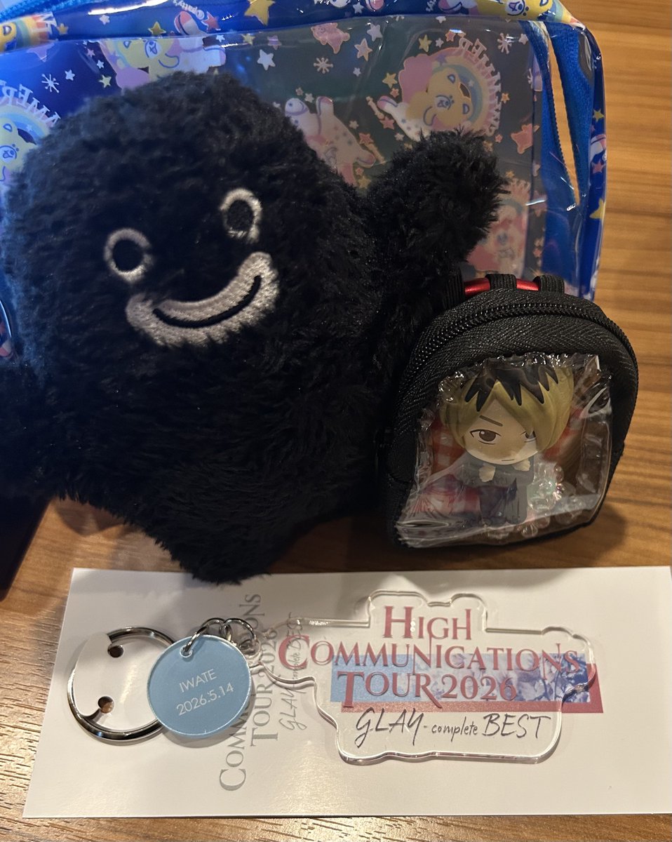 tome0628's tweet photo. 盛岡は14年ぶりだったんだけども、県民会館が20年ぶりと聞いて…20年前も行ってたなぁ…になった😌
2階だったけど、TERUの真正面でものすごく良かった！見放題(笑)
やっぱり地元ホール最高でした！楽しくてあっという間に終わっちゃったな…。
次はもっと近くでガン見したい(笑) https://t.co/nmPGNw0fos