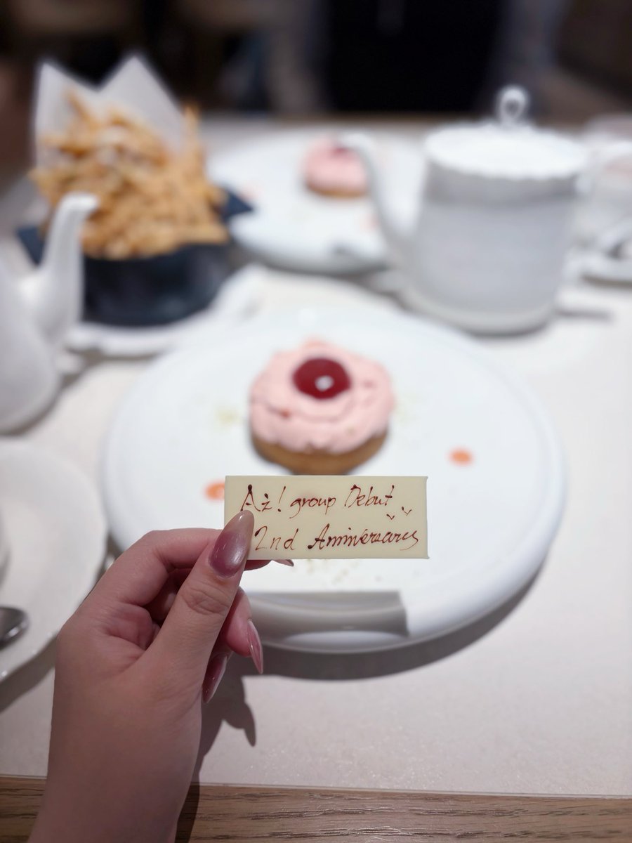 𝓝 tweet media