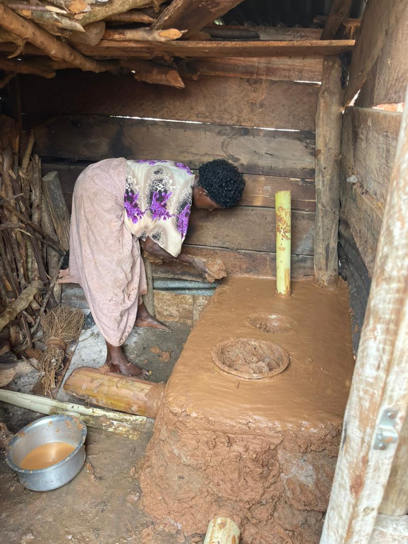OmnimedU4865's tweet photo. Sustainable cooking is the future Just demoed an eco-friendly cookstove – efficient, smokeless & easy to build. #EcoCooking #SustainableLiving #Omnimed You can join Us https://t.co/NgWRzkuzvl