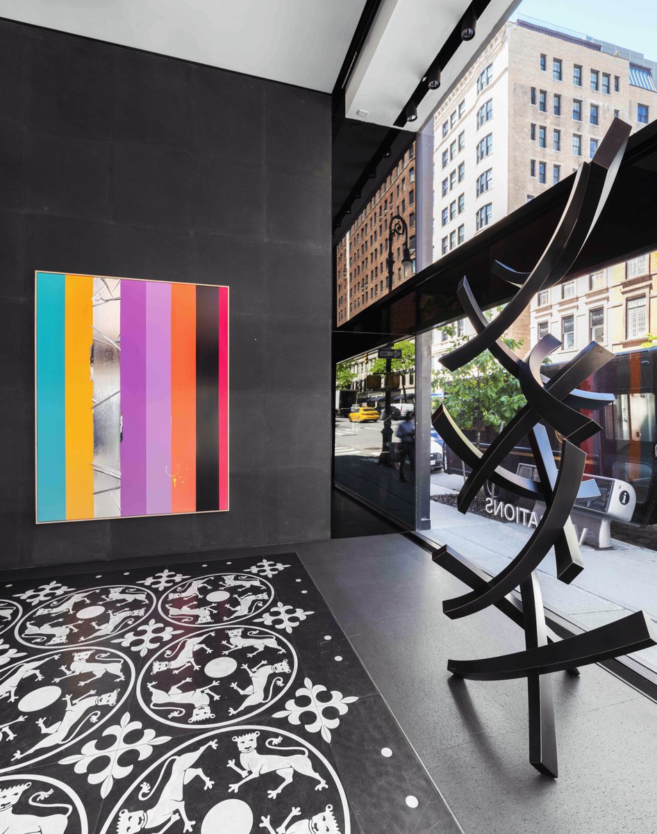 Opera Gallery tweet media