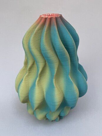 Behold3d's tweet photo. Ellen Schön’s Loftings solo exhibition (Boston Sculptors Gallery, opening August 2026) — intricate 3D-printed ceramic sculptures and vessels inspired by global cultural traditions. Layered additive clay forms with organic fluidity and precise digital detailing—tactile, luminous surfaces that elevate ceramics into cutting-edge fine art territory. Fresh emerging prestige drop! 🏺🎨  

https://t.co/fNku2kvCO3