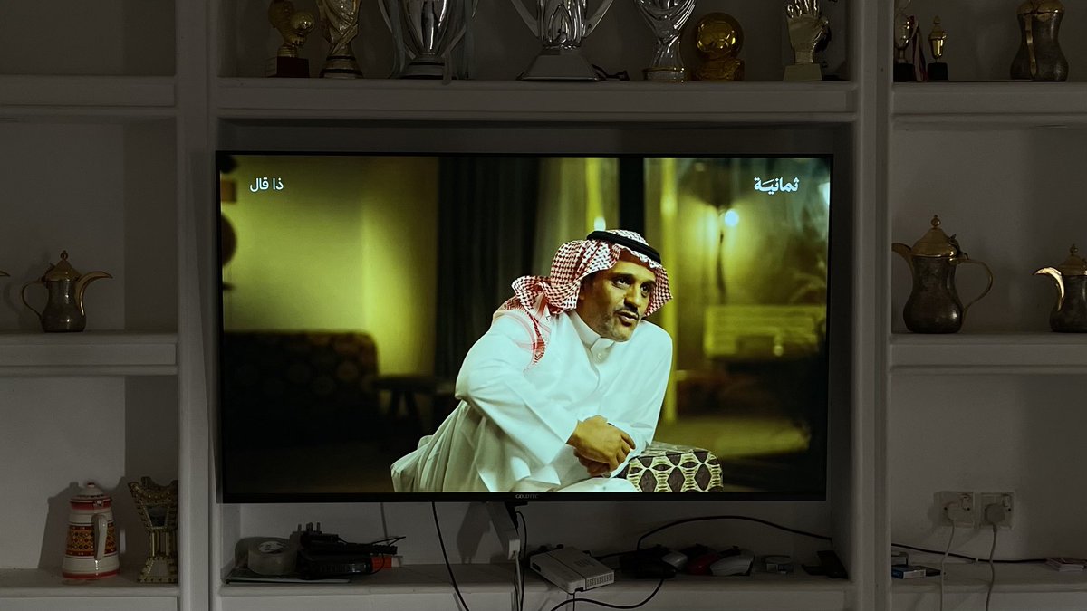 َ tweet media