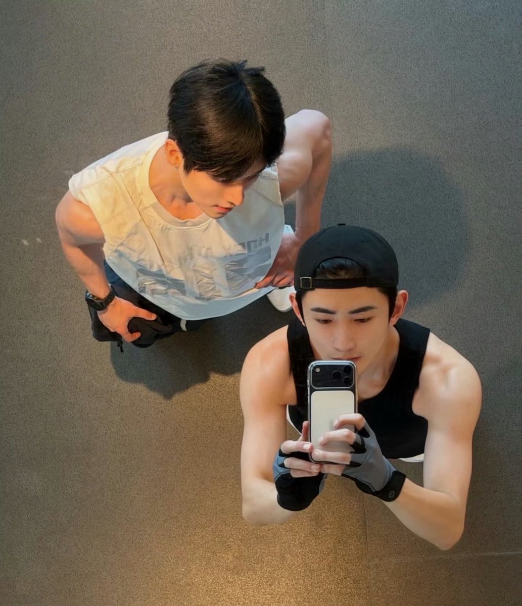 ゚࣪ ִֶָ ︎ ︎ ♥︎ ݁ •你是我的幸福 ݁⸝⸝⸝ 🐈⬛ ݁ • 。゚ tweet media