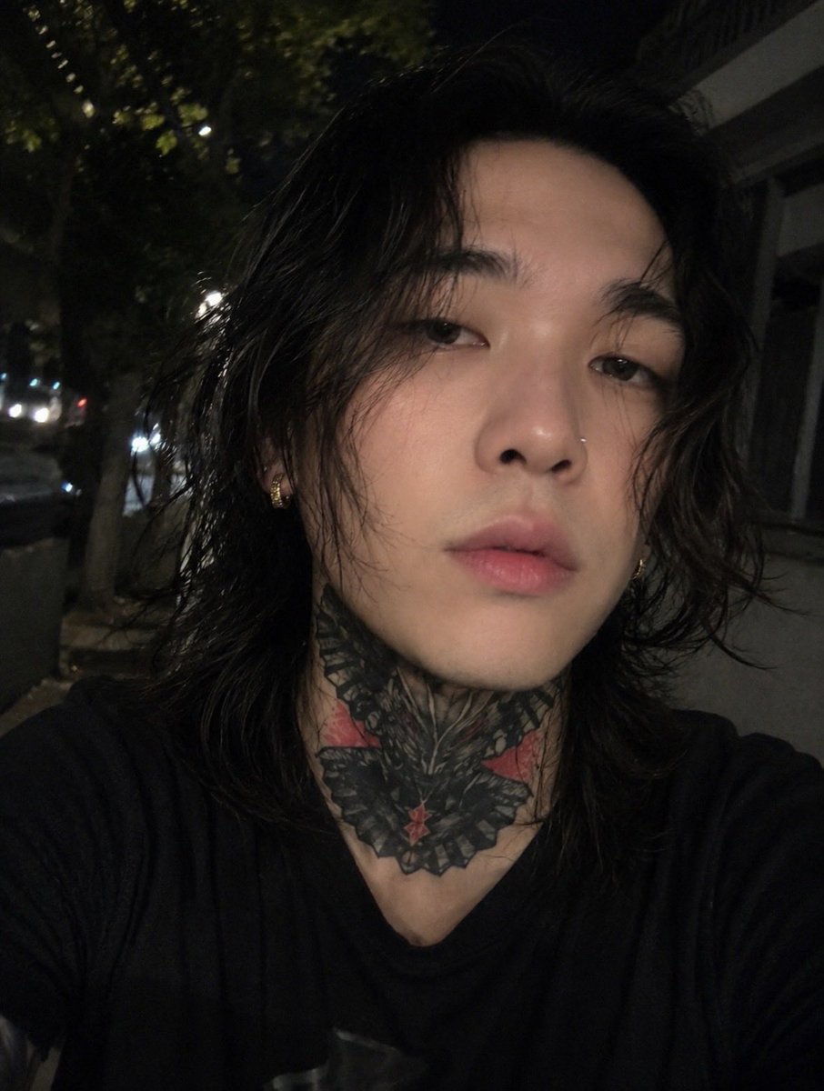 krushyang's tweet photo. 𝔇𝔢𝔭𝔯𝔦𝔳𝔢𝔡 𝔞𝔫𝔡 𝔞𝔩𝔦𝔳𝔢 🦇 https://t.co/51TG2ZJMYD