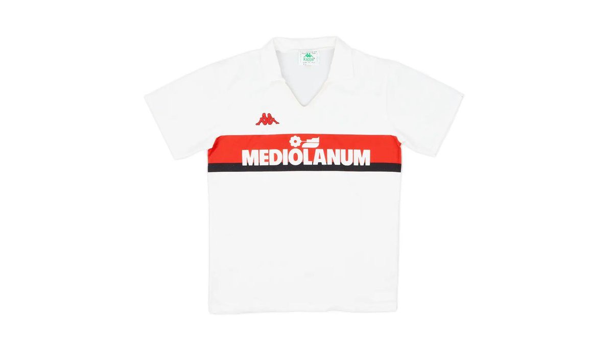 Classic Football Shirts tweet media