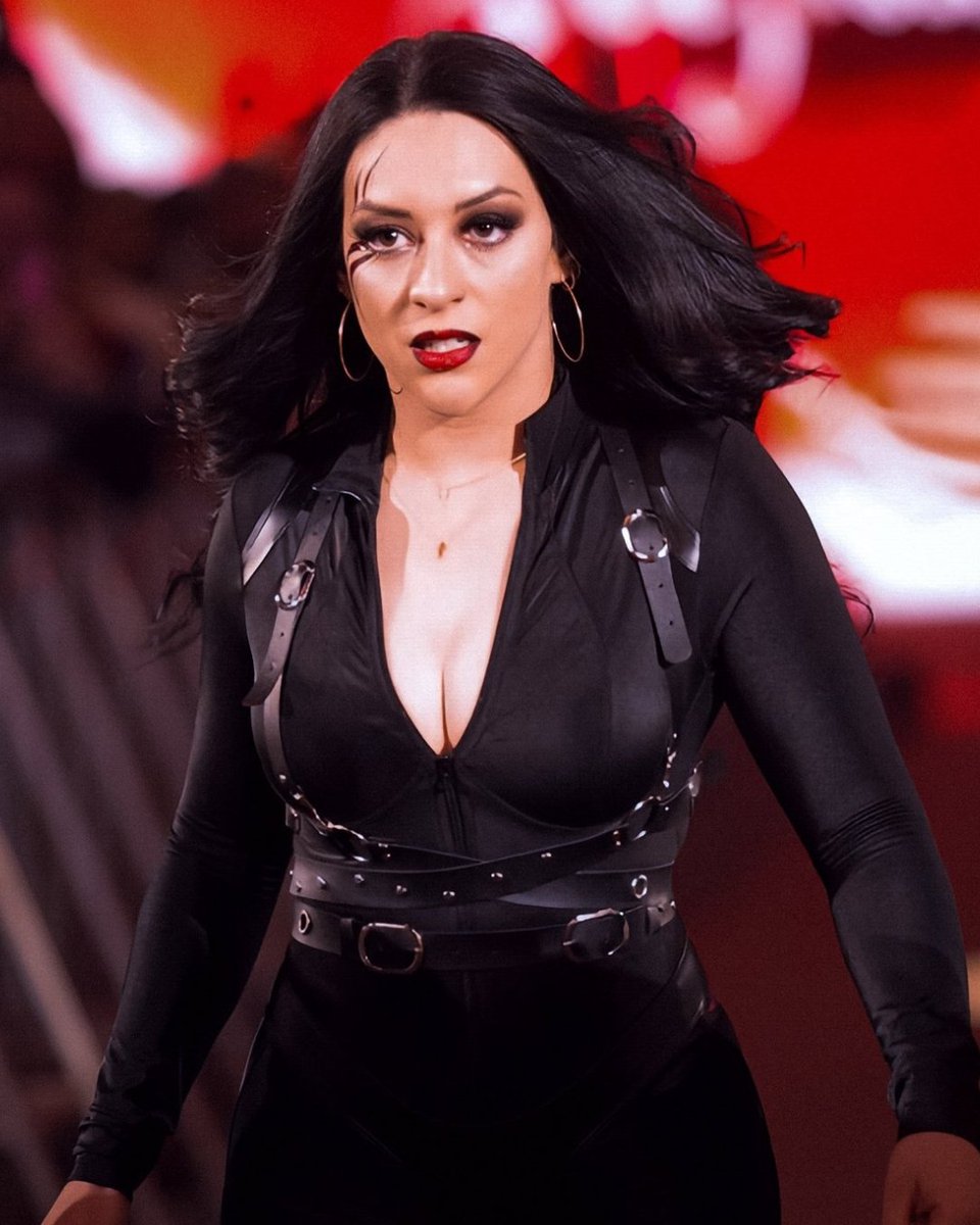 TOTAL CATCH ( WWE ) tweet media