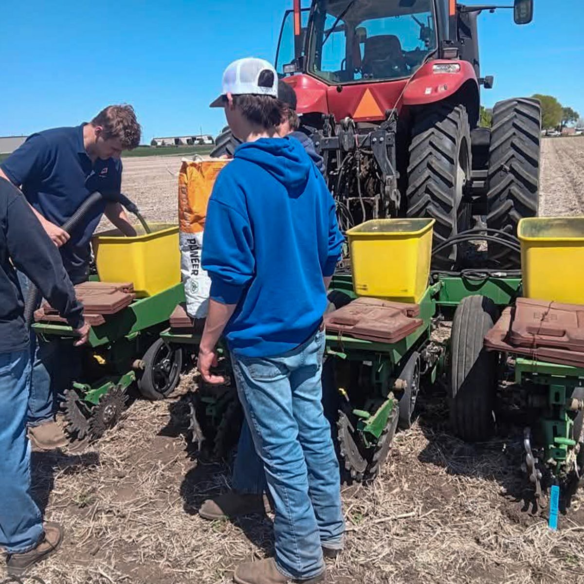 NCFS1's tweet photo. Excited to be part of the Yankton Schools &amp; FFA test plot in South Dakota 🌱 Supporting the next generation of agriculture! https://t.co/44s7N4Ccg9