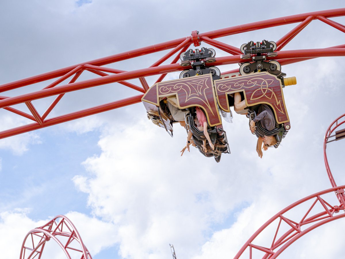 Paultons Theme Park tweet media