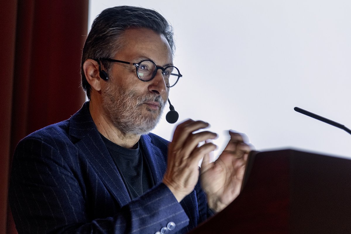 Julio Mayol tweet media