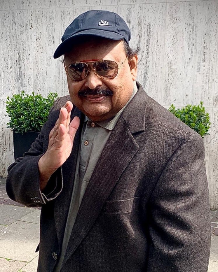 Altaf Hussain tweet media