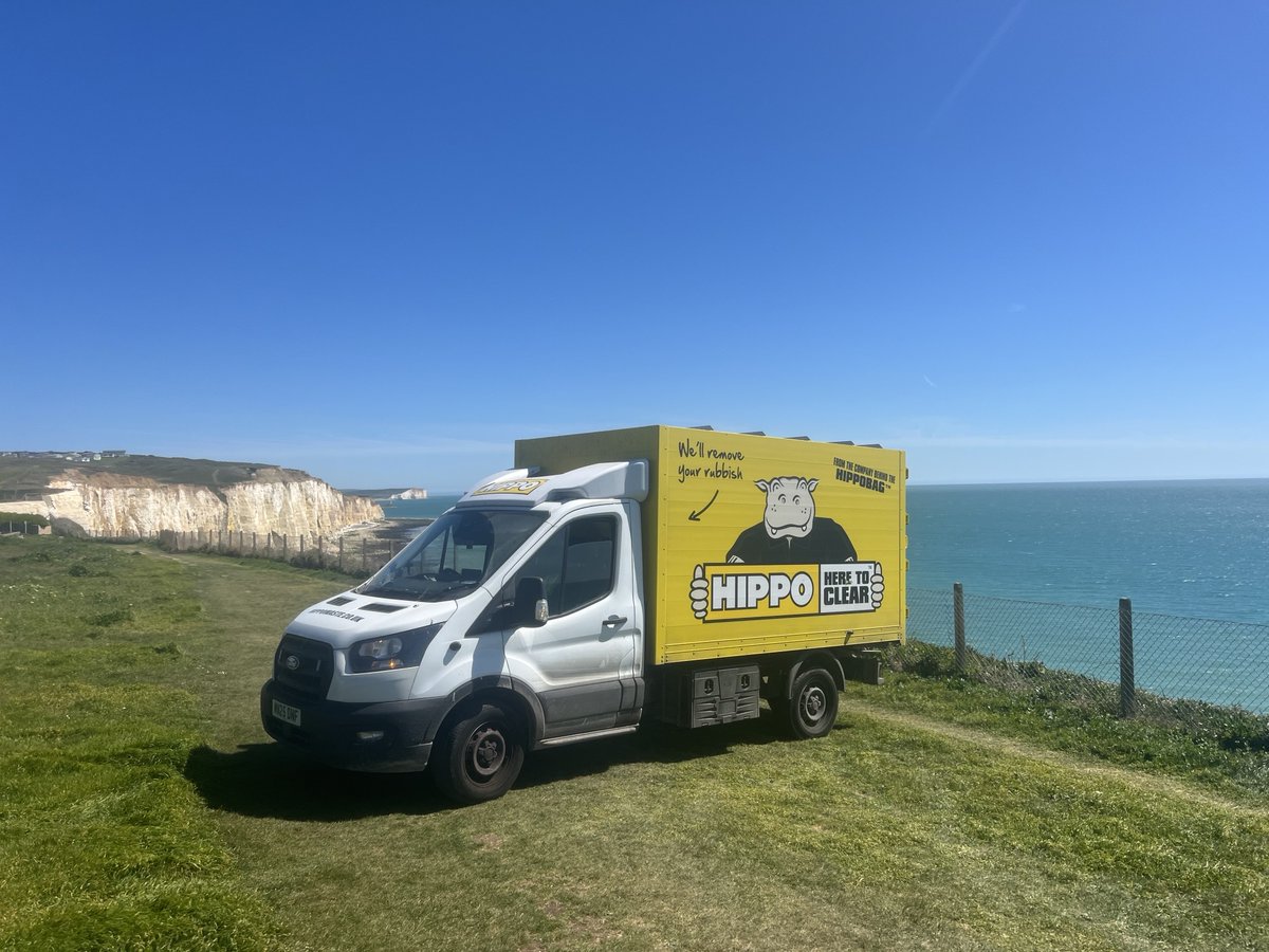HIPPOWASTE's tweet photo. Ready to finish the job? 🔨

If the long weekend didn't quite go to plan, you're not alone. Projects get delayed and waste builds up fast.

Use code MAY20 for 20% off all HIPPOBAG &amp; collection packages before midnight tomorrow.

Save now: https://t.co/Ij6ZE1klUT https://t.co/0ZpgHRiT93
