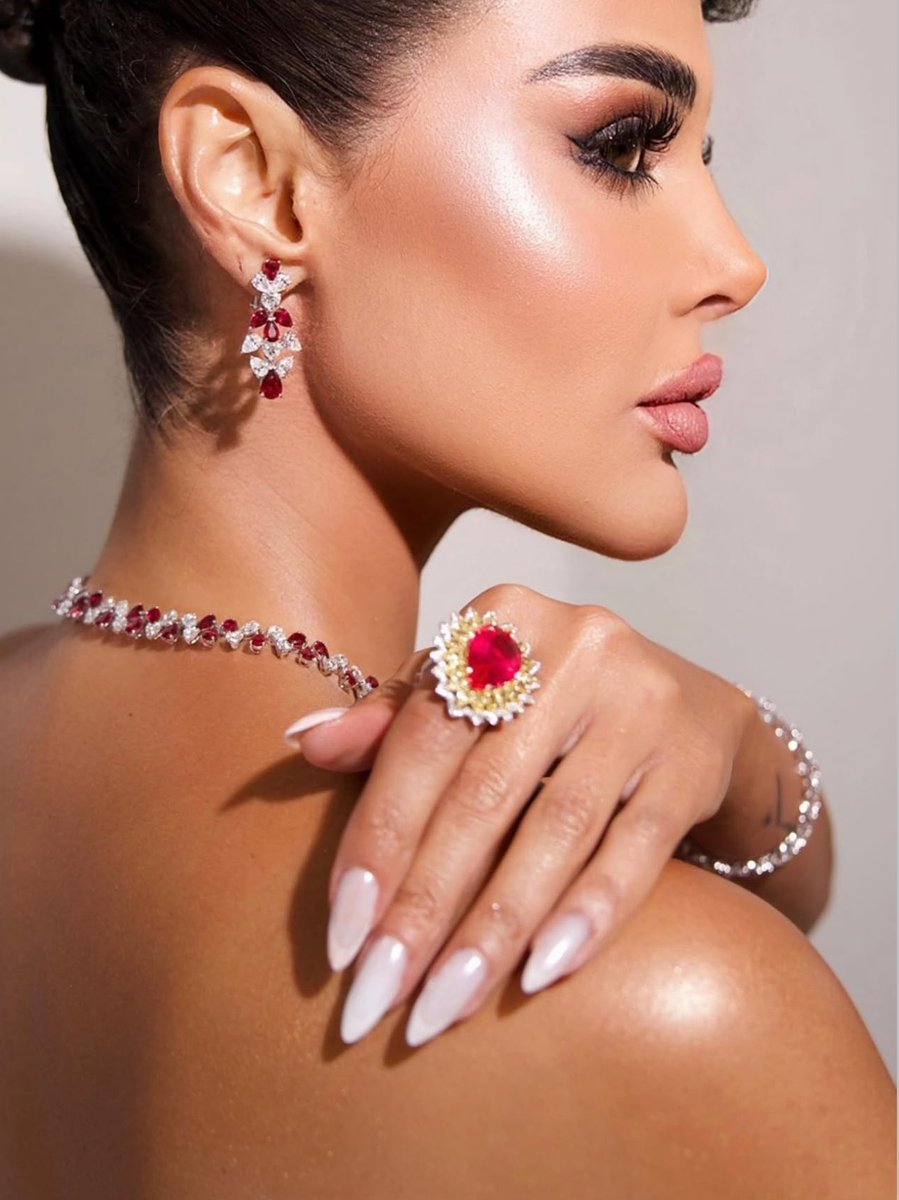 خديجة الحربي 💎 tweet media