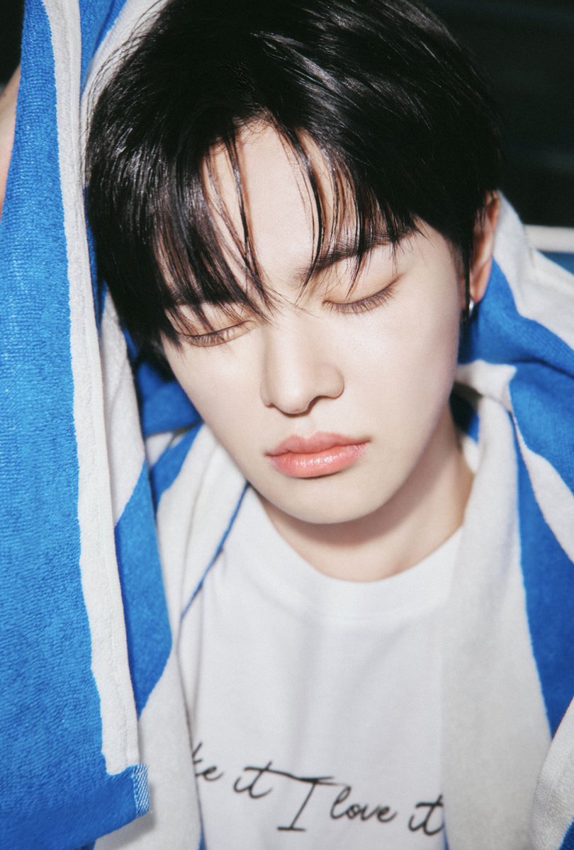 오즈 tweet media