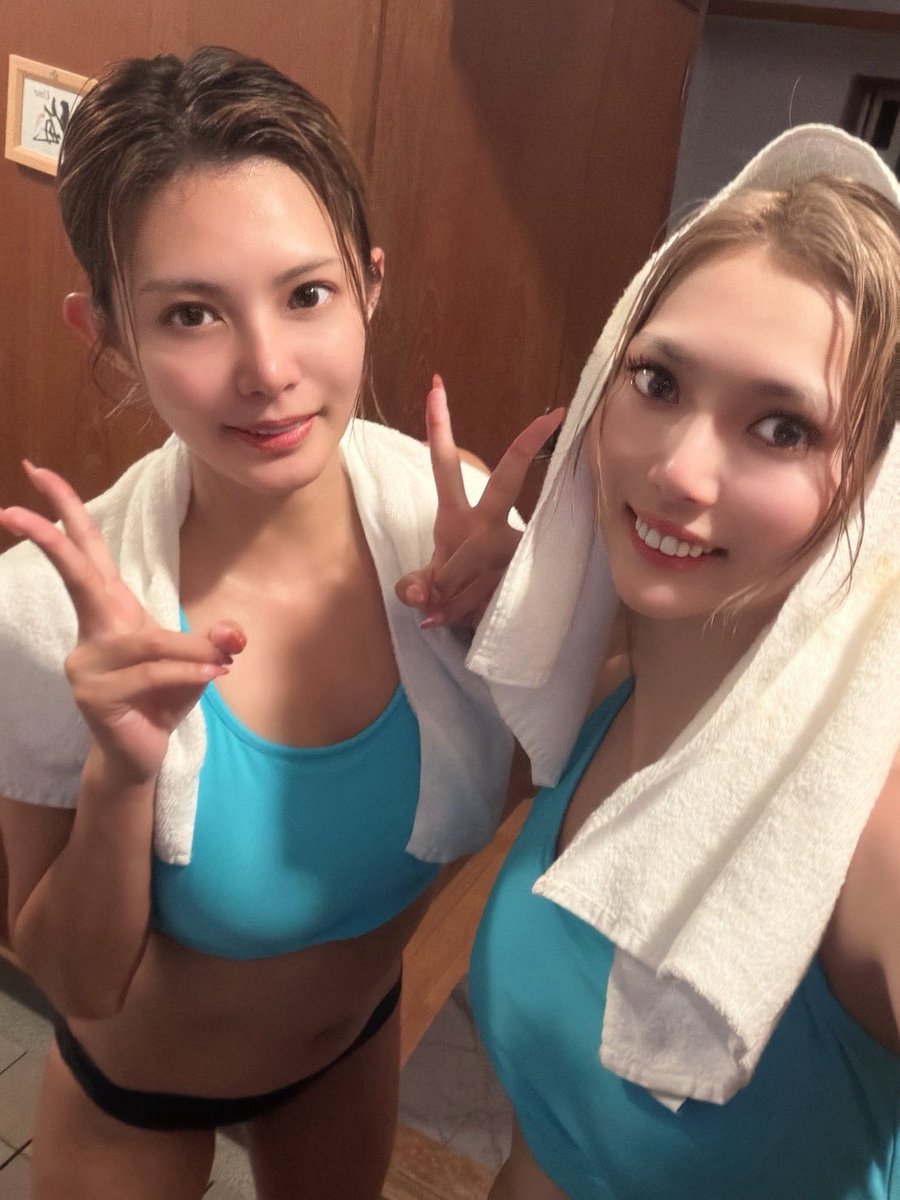 堀えりか tweet media