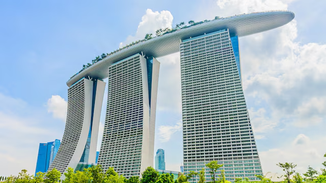 sho_noi's tweet photo. claudeが思うMarina Bay Sandsが可愛い https://t.co/j4XkJ0svk0