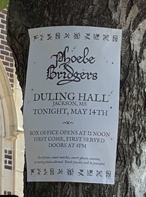 boygeniussource's tweet photo. Phoebe is playing Duling Hall in Jackson, MS tonight, May 14th! https://t.co/Mj4D1ySnWl