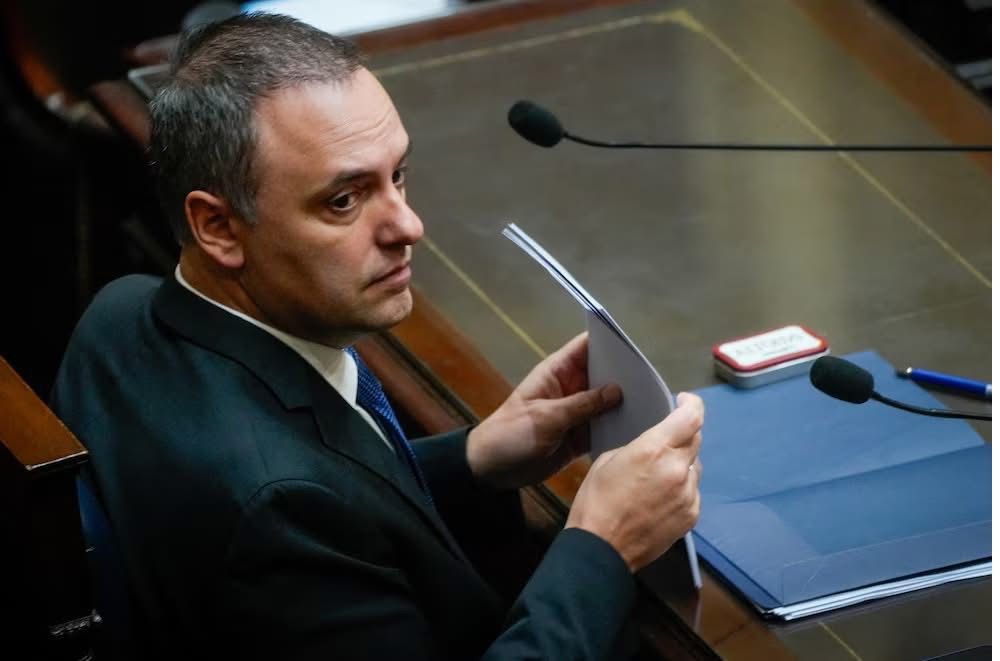 Luis Gasulla tweet media