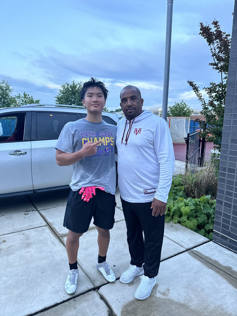 Isaac Thai tweet media