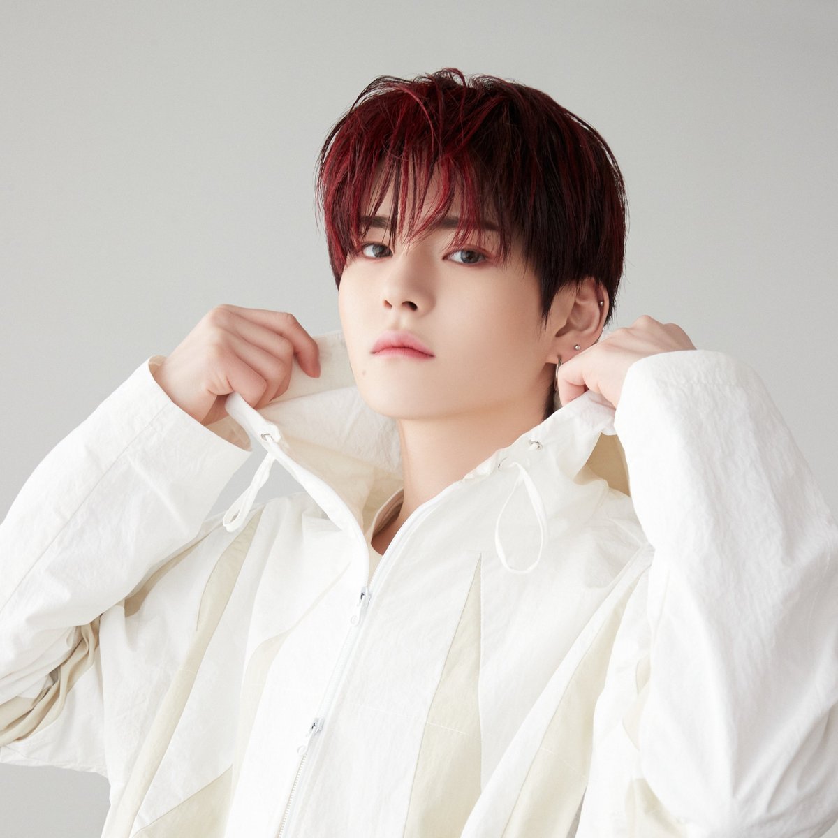 OneilyMusic's tweet photo. Happy 26th birthday to YOSHI of TREASURE! https://t.co/mLVcroAI25