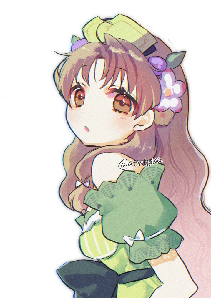 こな tweet media