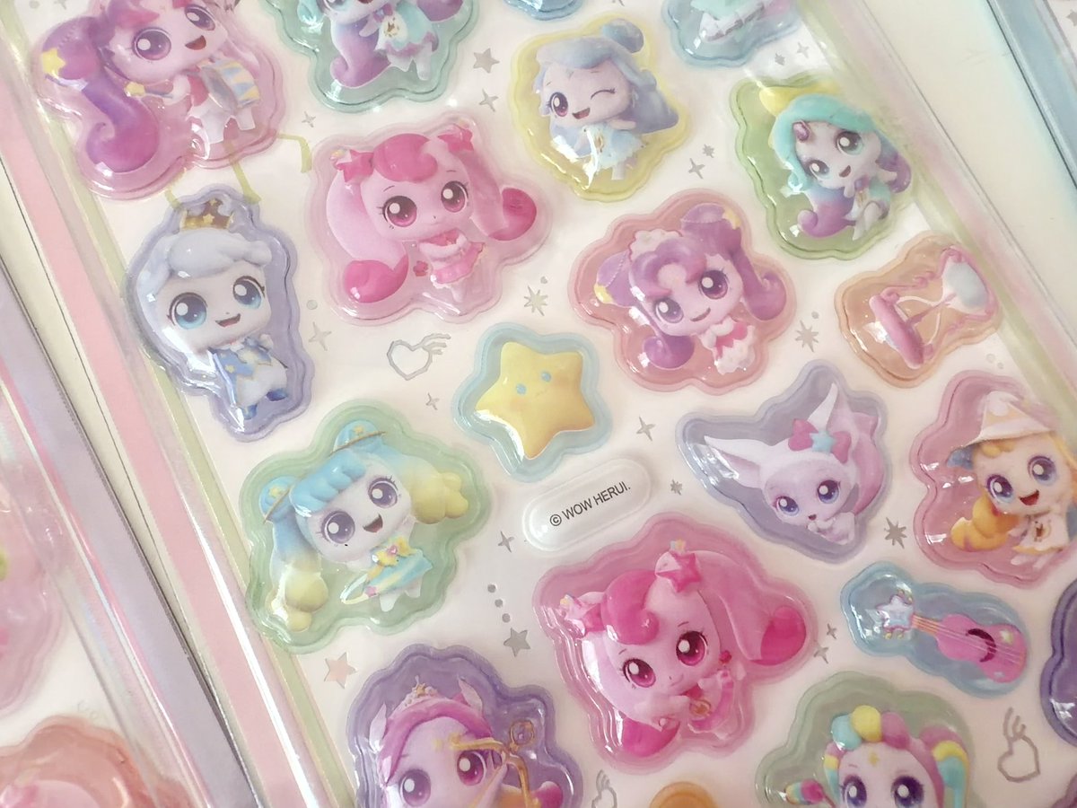 kaepinggg's tweet photo. ティニピンのマシュマロシールとボンドロっぽいうるうるシール,,ᴗ  ̫ ᴗ,,🎀かわいすぎてシール帳に貼れないっ ̫ ‹ ᐝ #ティニピン #티니핑　#ハチュピン #하츄핑　#キャッチティニピン https://t.co/oMAPTtP4Uq