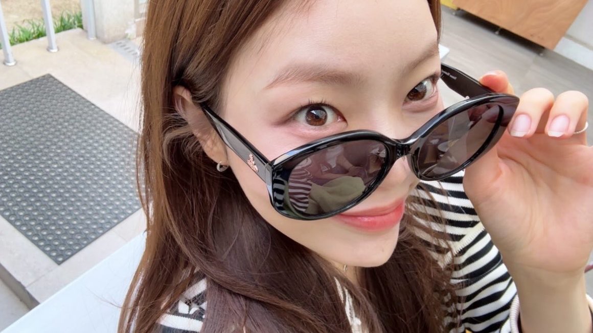 여름 tweet media