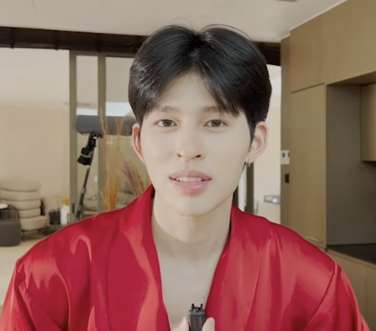 웁입✨ tweet media
