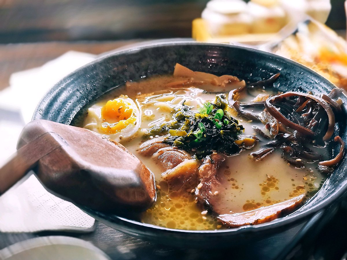 jflyer27's tweet photo. Late night cravings hit different when you’ve got a steamy bowl of hot ramen simmering with soft-boiled egg and fragrant pork belly, served warm just for you. 10 PM comfort = pure mood. https://t.co/T6Liky9sB6
