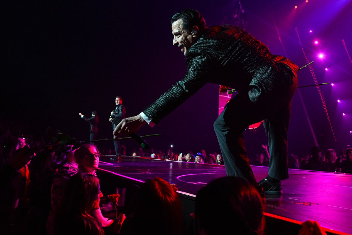 New Kids on the Block tweet media